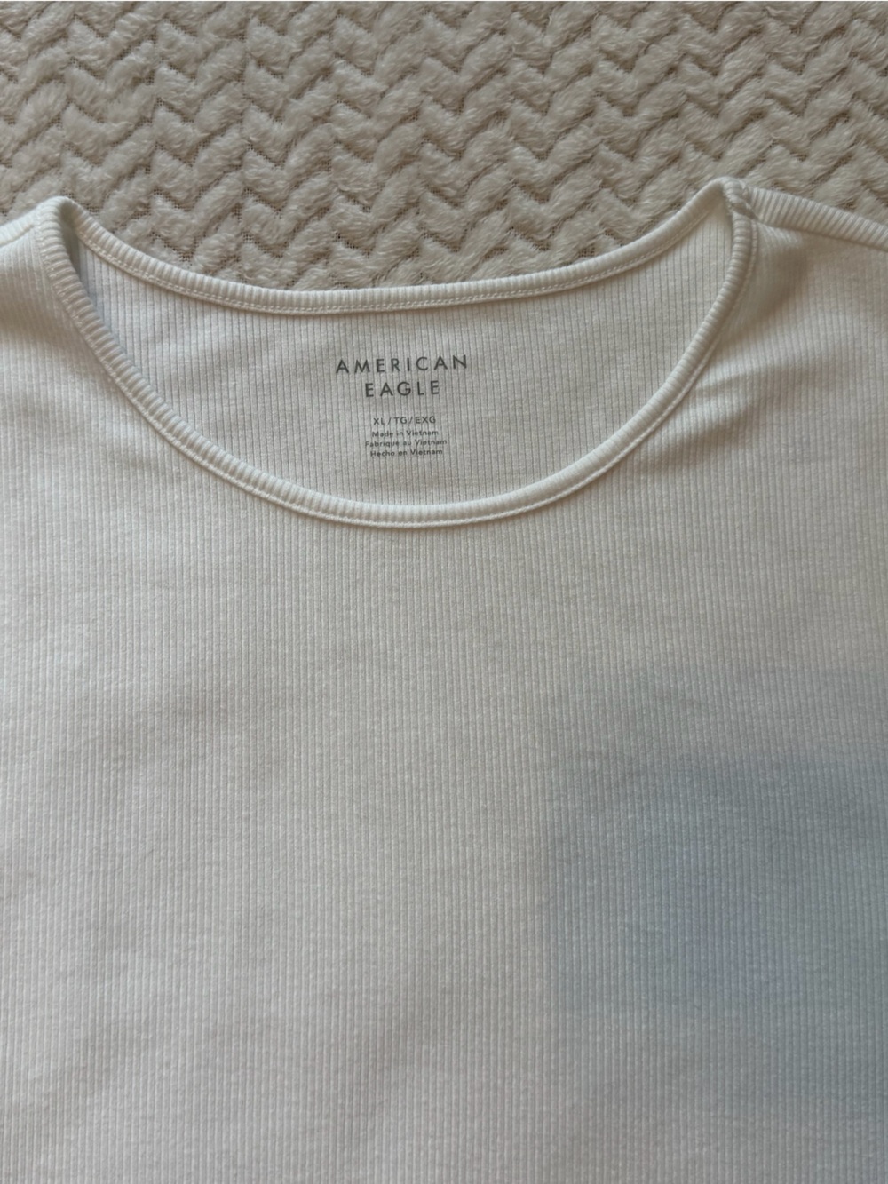 American Eagle Ribbed Top - Picture 2 of 3